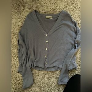 XS Urban Outfitters Cropped Sweater